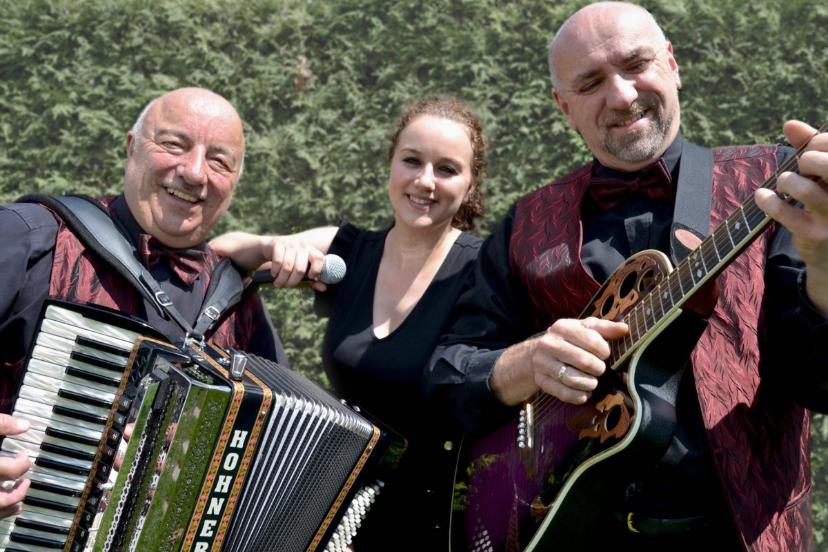 Kaindly Beats mit Instrumenten